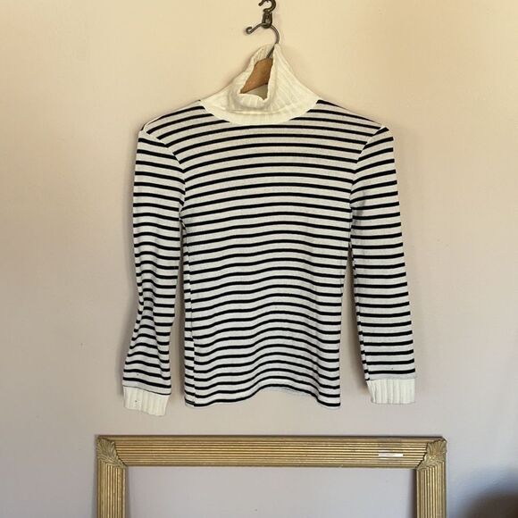 White and navy turtleneck Sweater Size S nautical - Picture 2 of 3